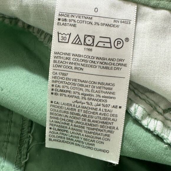 Old Navy Women's 0 Flat Front 3" Inseam Chino Shorts Green Low Rise - Picture 5 of 11